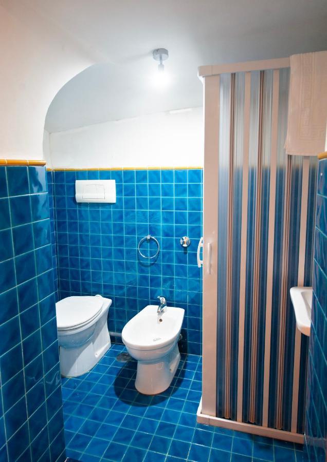 Casa "Positano" Da Ely - Salerno Centro Con Self Check-In Apartment Ngoại thất bức ảnh