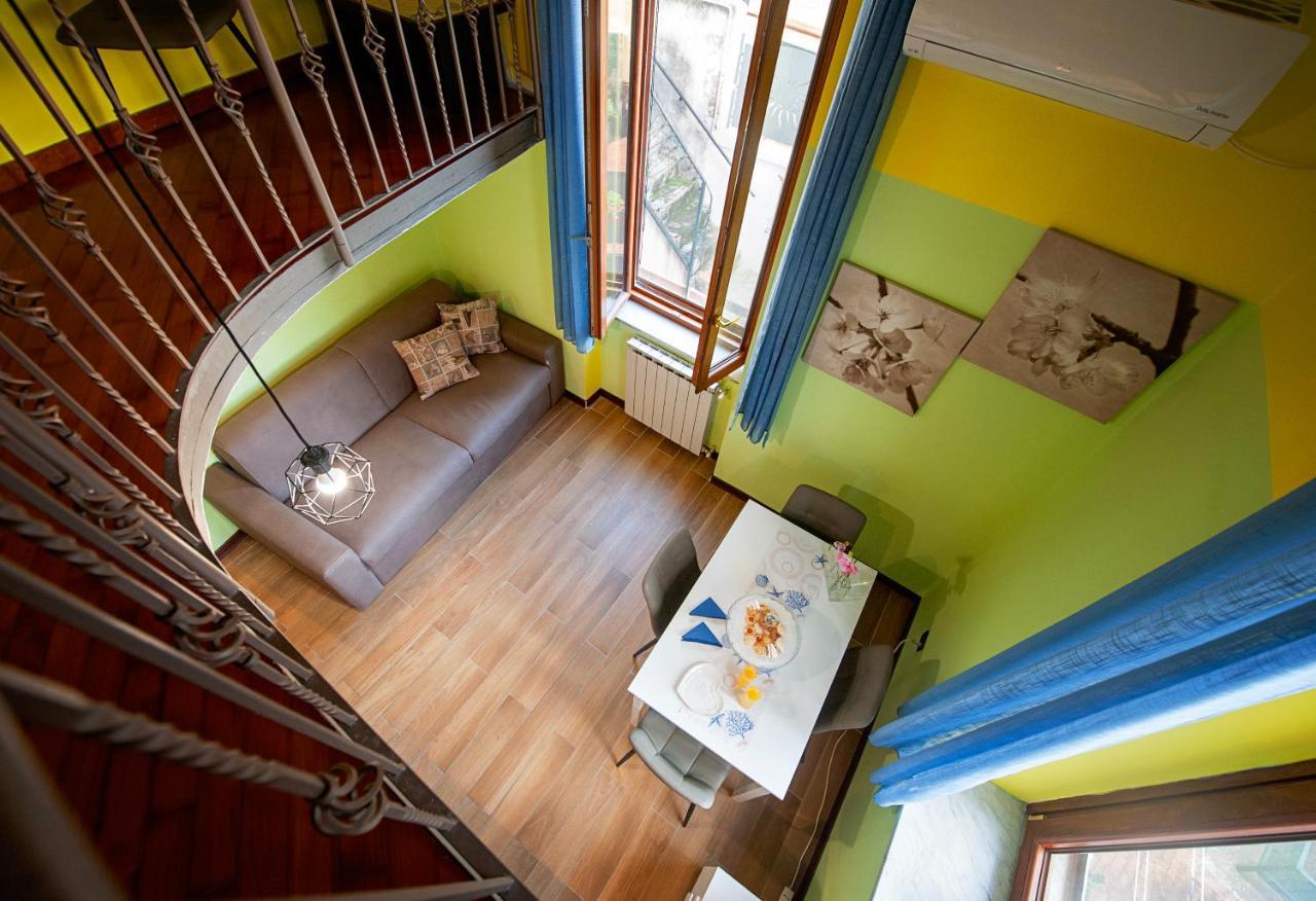 Casa "Positano" Da Ely - Salerno Centro Con Self Check-In Apartment Ngoại thất bức ảnh