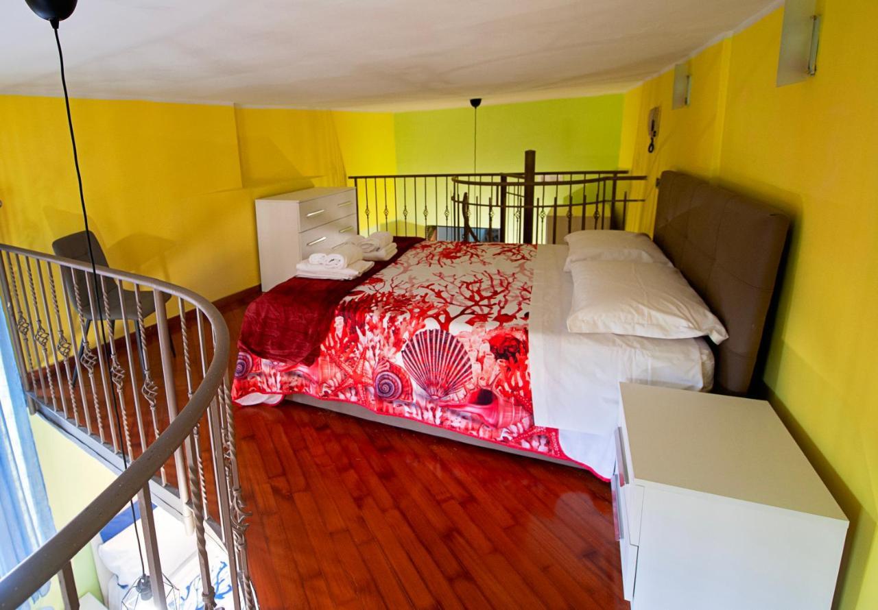 Casa "Positano" Da Ely - Salerno Centro Con Self Check-In Apartment Ngoại thất bức ảnh