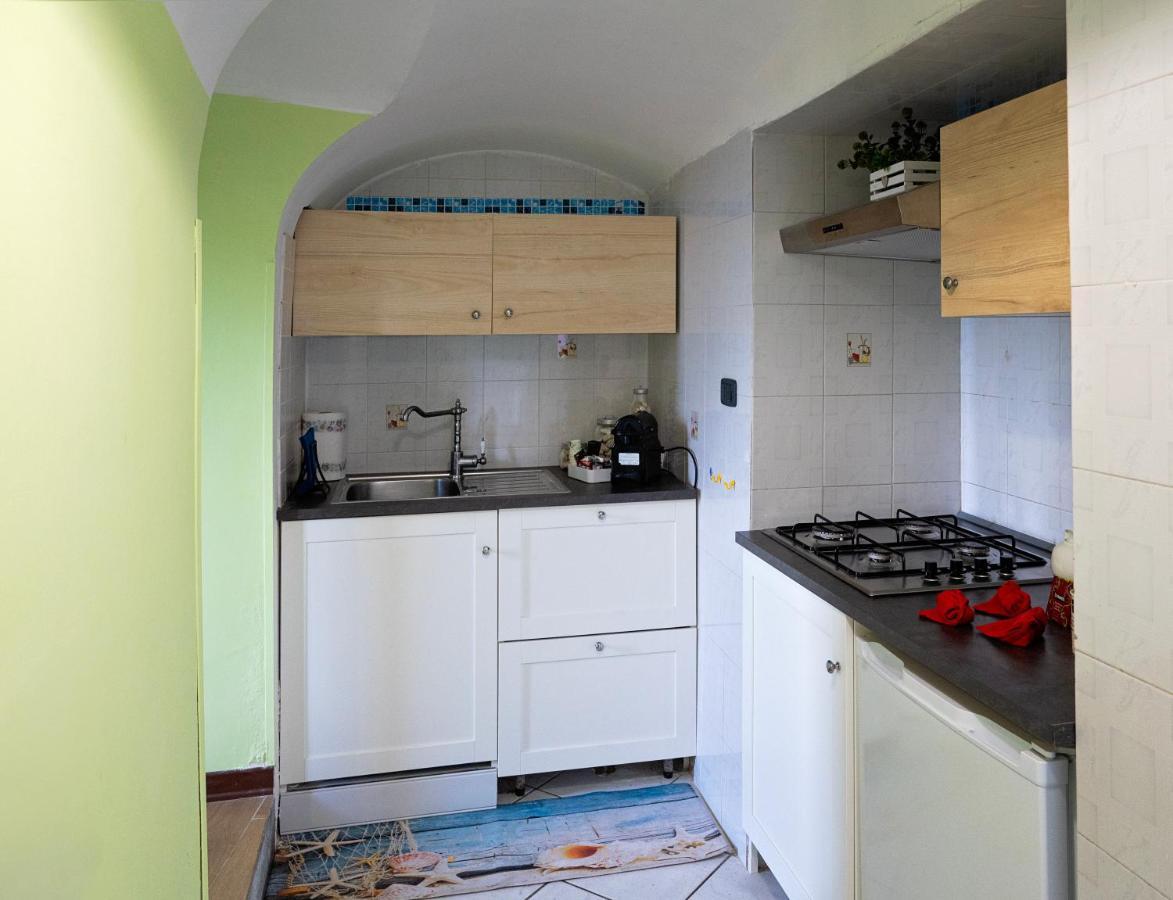Casa "Positano" Da Ely - Salerno Centro Con Self Check-In Apartment Ngoại thất bức ảnh