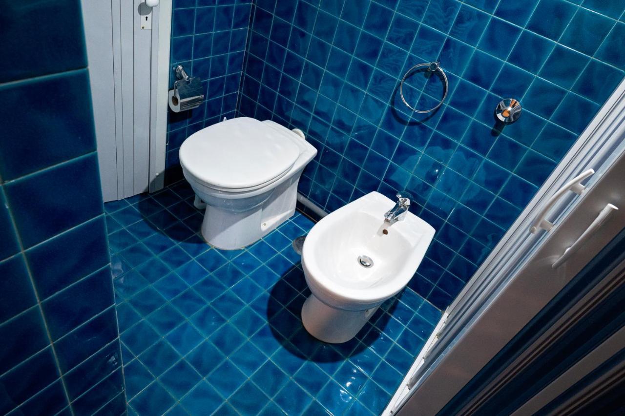 Casa "Positano" Da Ely - Salerno Centro Con Self Check-In Apartment Ngoại thất bức ảnh