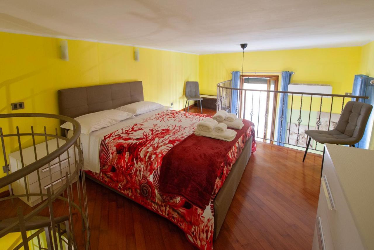 Casa "Positano" Da Ely - Salerno Centro Con Self Check-In Apartment Ngoại thất bức ảnh