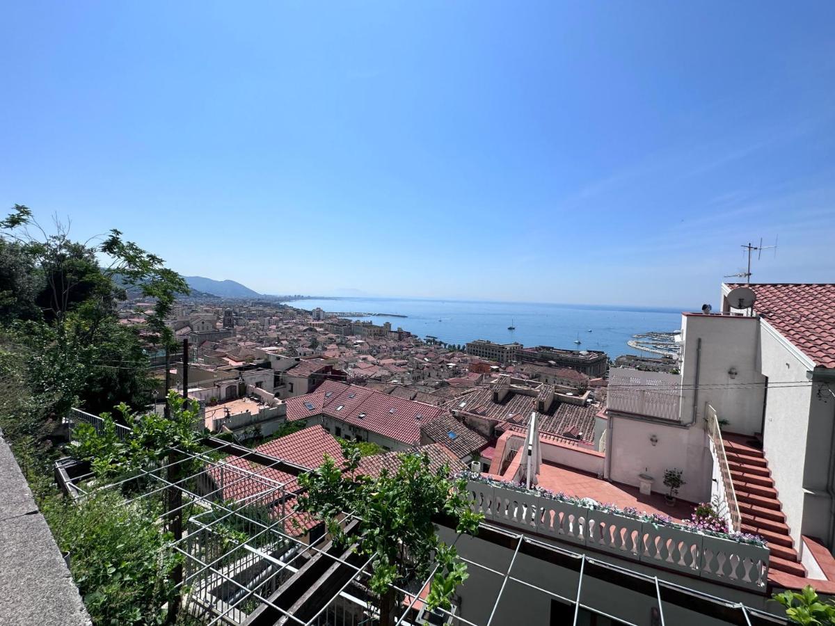 Casa "Positano" Da Ely - Salerno Centro Con Self Check-In Apartment Ngoại thất bức ảnh